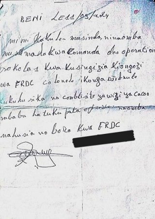 Lettre de rétractation imposée par le renseignement militaire de Beni à Masinda Kamangura, président de la Coopérative pour le développement des producteurs agricoles du Congo. Traduction : {« Moi Kakule Masinda, je demande pardon au commandant des opérations Sokola 1 pour les calomnies contre le commandant FARDC Colonel Ikonga Djibrule pour sa complicité avec des voleurs de cacao, car nous n'avons pas trouvé de preuves. Je sollicite une bonne collaboration avec les FARDC. »}