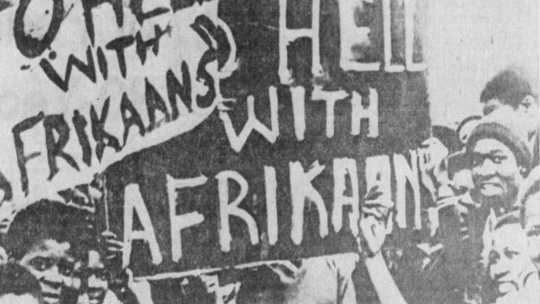Ronnie Kasrils. « On ne saurait surestimer l'audace et le sacrifice de la génération Soweto »